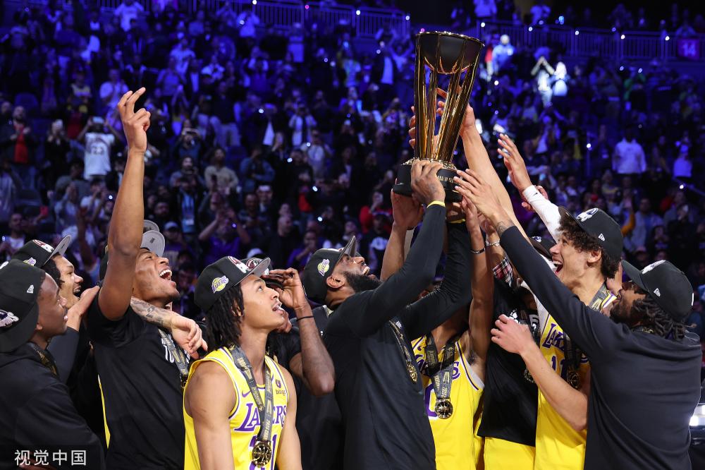 潮中的每个 潮中的每个