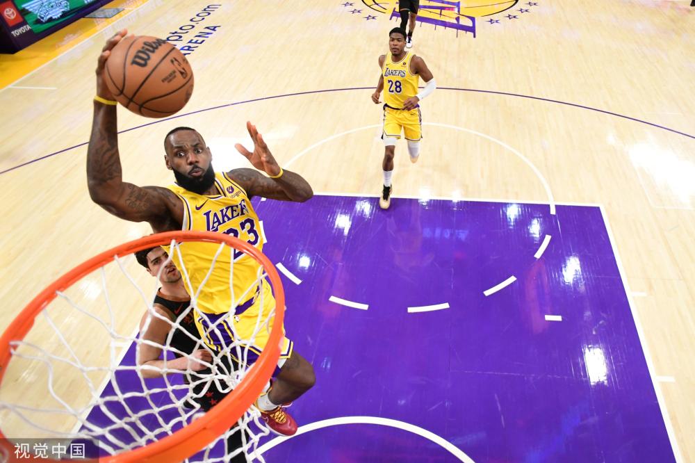 C米蘭在引 C米蘭在引