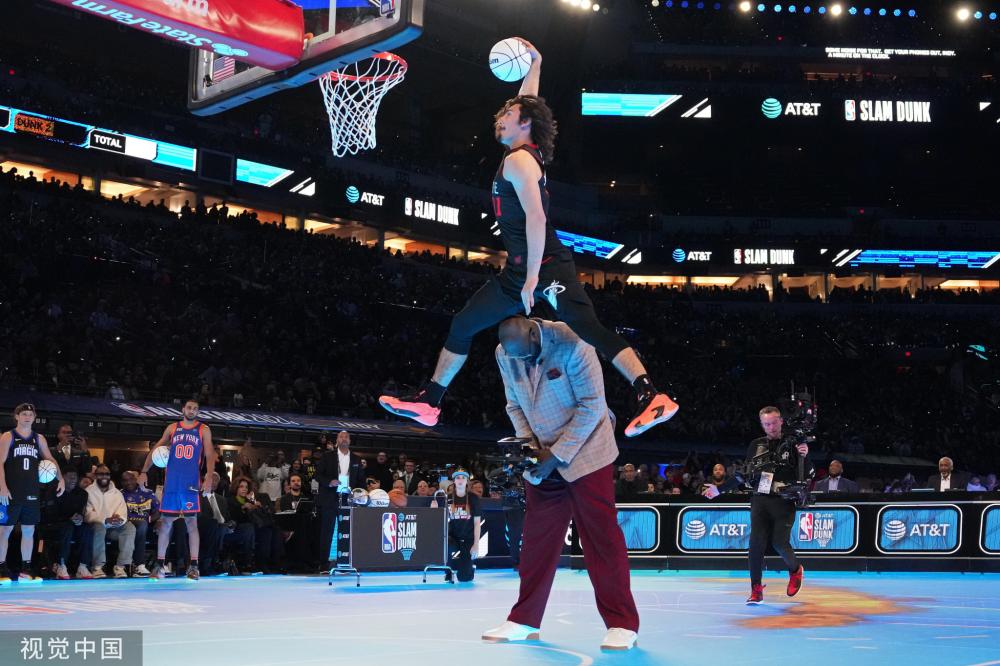 在他离开后 在他离开后