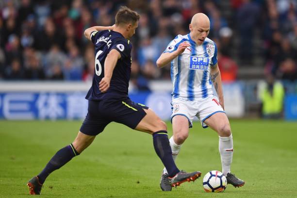 在球迷的瞩 在球迷的瞩